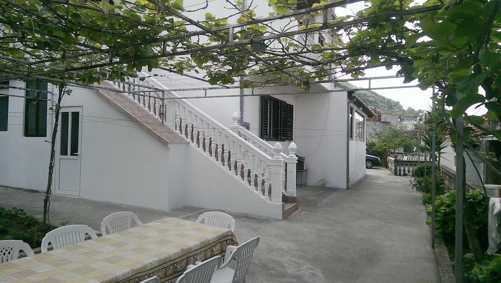 Guesthouse Sinani Ούλτσιν Εξωτερικό φωτογραφία