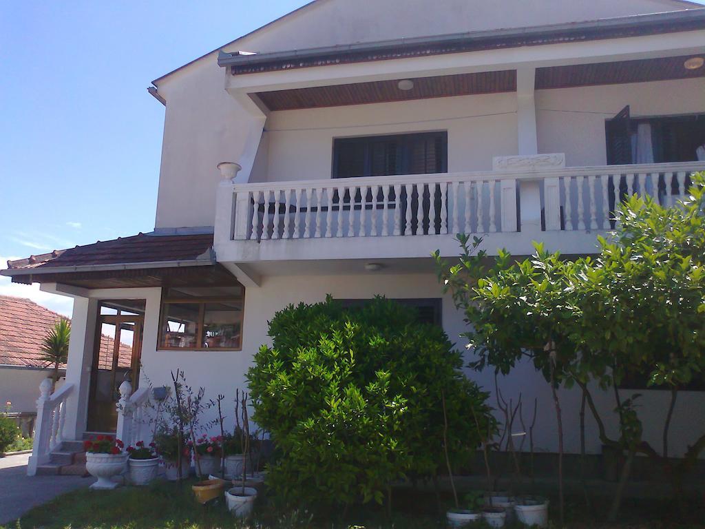 Guesthouse Sinani Ούλτσιν Εξωτερικό φωτογραφία