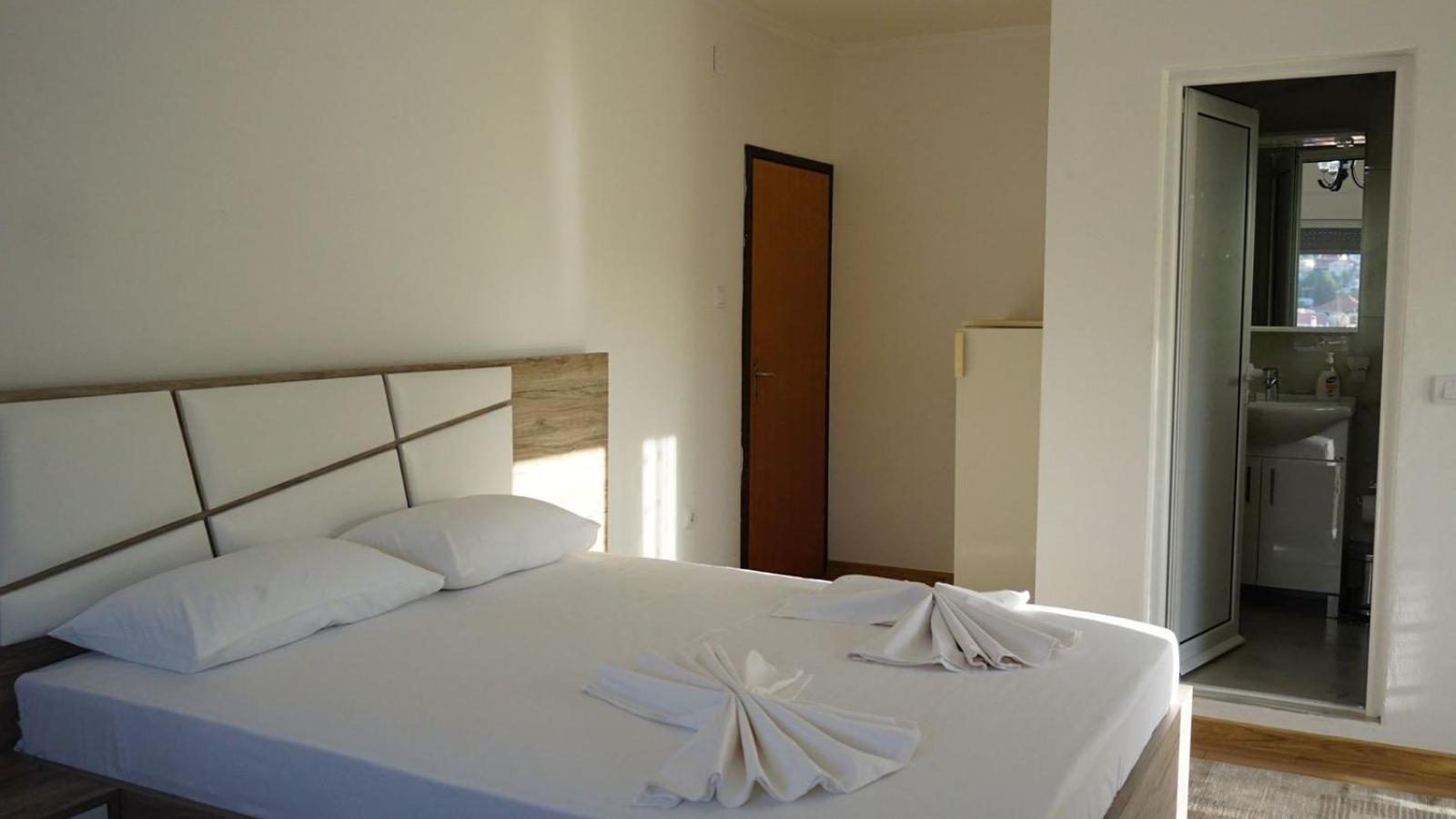 Guesthouse Sinani Ούλτσιν Εξωτερικό φωτογραφία